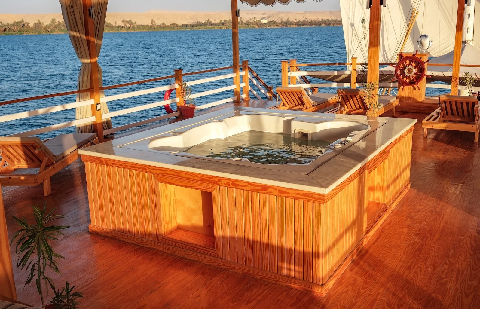 Elevated deck Jacuzzi aboard Swan Dahabiya