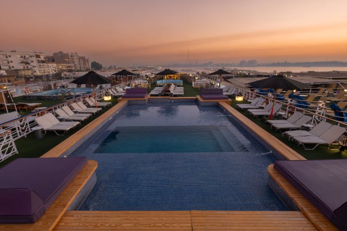 Sunset from MS Royal Ruby sundeck