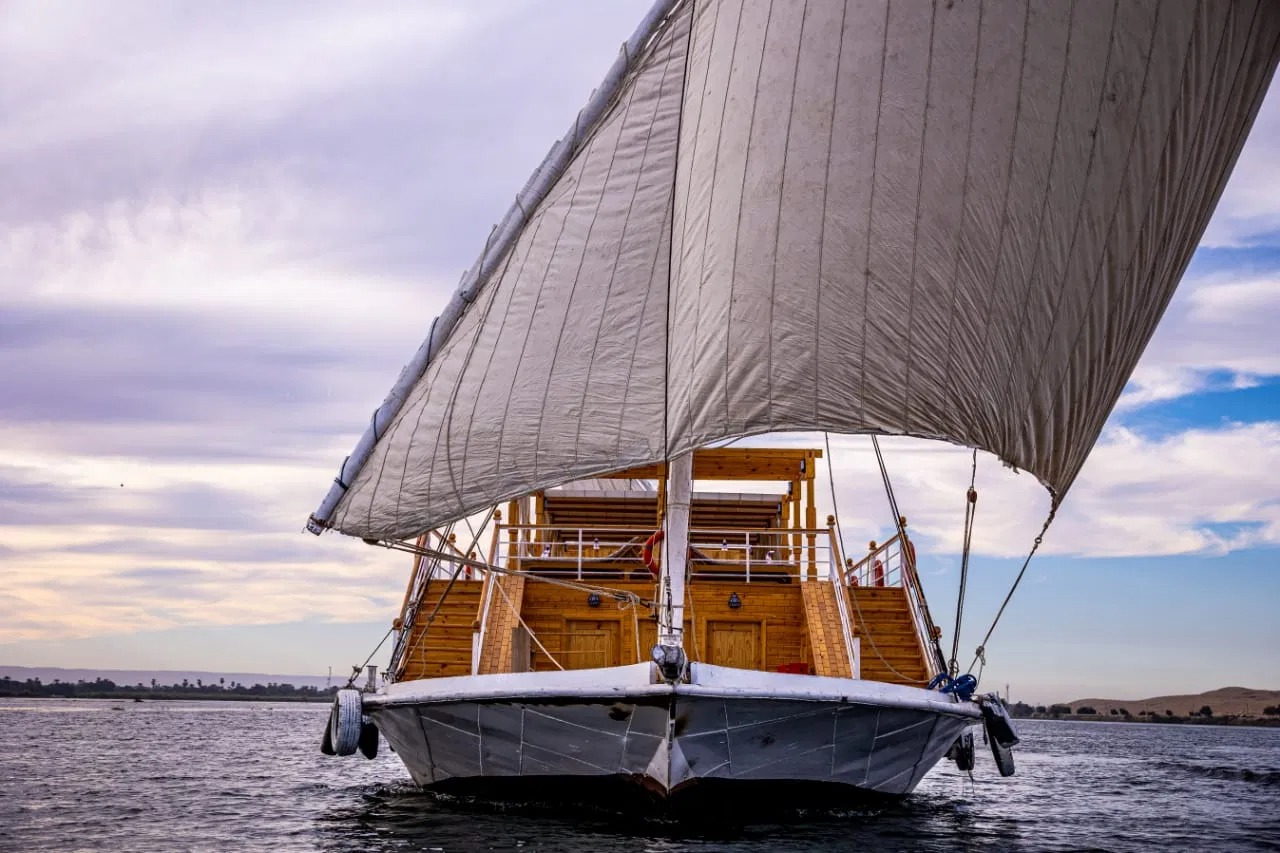Luxury interiors on the Nawara Dahabiya